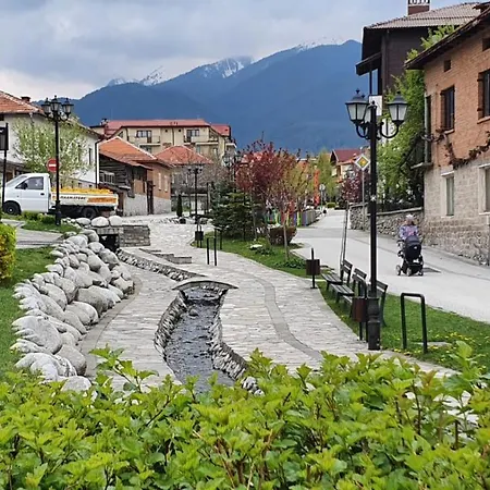 Next To Gondola. Cosy & Elegant 2 Bedroom In Neon Complex Апартамент