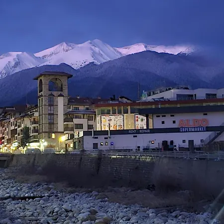 Next To Gondola. Cosy & Elegant 2 Bedroom In Neon Complex דירה בנסקו