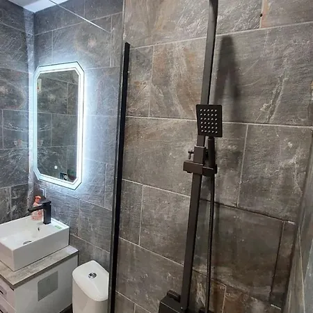 Apartment Next To Gondola. Cosy & Elegant 2 Bedroom In Neon Complex Bansko