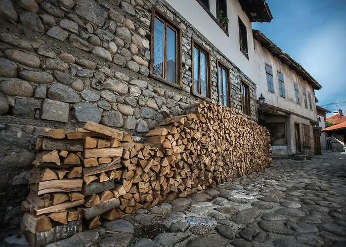 Next To Gondola. Cosy & Elegant 2 Bedroom In Neon Complex Apartman