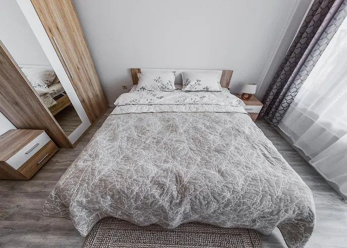 Apartment Next To Gondola. Cosy & Elegant 2 Bedroom In Neon Complex *