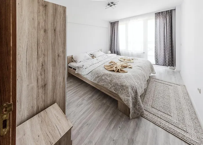 Next To Gondola. Cosy & Elegant 2 Bedroom In Neon Complex * Bansko